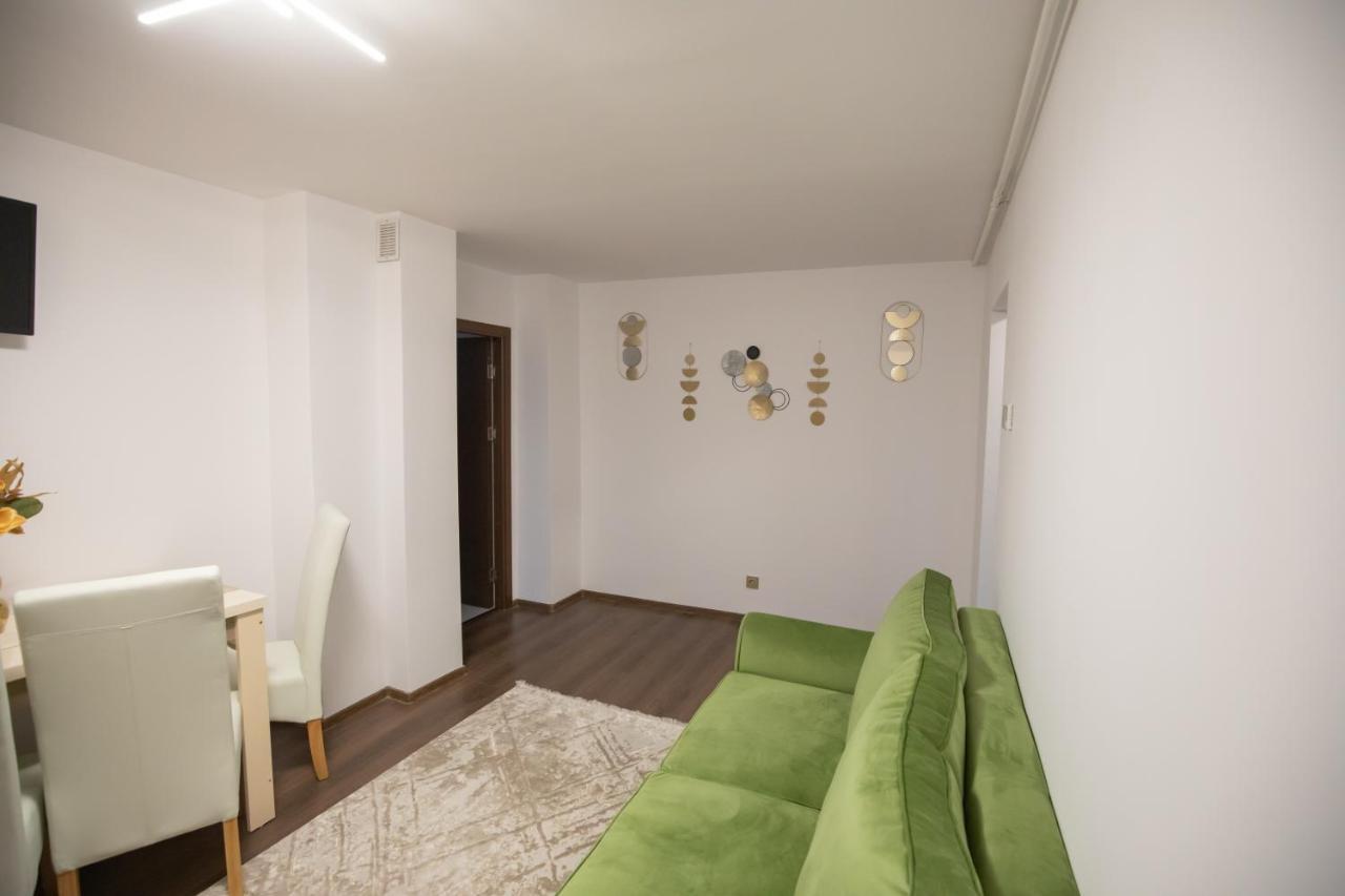 Apartament Gold Tirgu Ocna Exterior photo